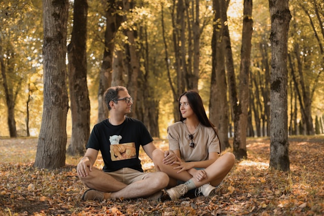 Psychologia randek online – jak działają nasze emocje w sieci?