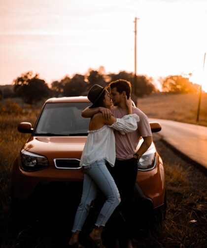 Między pożądaniem a przywiązaniem – co naprawdę decyduje o trwałości relacji