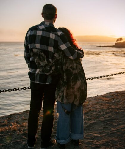 Kawa, spacer czy kolacja? Jak dobrać formę pierwszej randki do rozmowy online