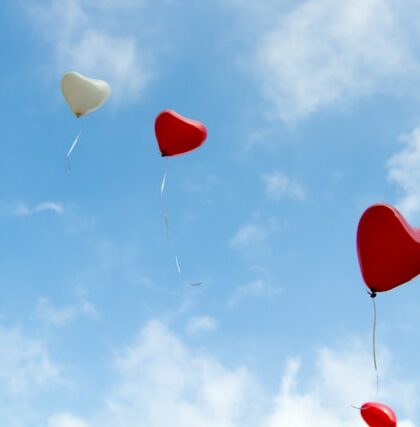 Dlaczego po czterdziestce szybciej „czujemy”, że to nie to – intuicja czy nadmierna selekcja?